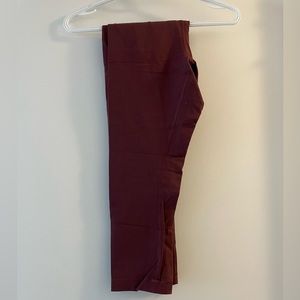 Red lululemon capris